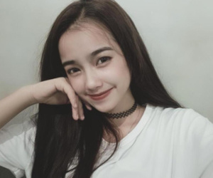 10X du học sinh Lào: 'Nấm lùn' xinh đẹp, biết 5 thứ tiếng