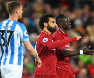 Liverpool 5-0 Huddersfield: Hủy diệt đội đã xuống hạng, Liverpool chiếm lại ngôi đầu Premier League