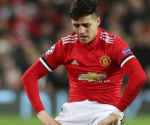 Manchester United và bi kịch 'tiền nhiều để làm gì'