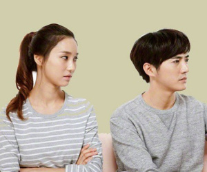 Mới kết hôn được 3 ngày, vợ phát hiện chồng ngoại tình nhưng phản ứng của anh ta mới gây sốc