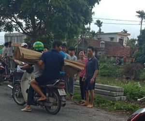 Nam Định: Xót thương bé trai 7 tuổi đi xe đạp ngã xuống sông tử vong