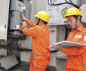 Xin 'mật hoá' thông tin giá điện: Bộ Công Thương quá nuông chiều EVN?