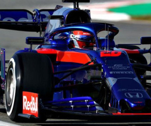 15,5 triệu USD là chi phí để sản xuất một chiếc xe đua F1