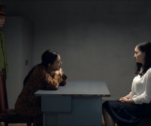 'Nàng dâu order': 'Hồ ly' Phương Oanh bị bắt vẫn không tỉnh ngộ, xông vào đánh Lan Phương giữa đồn công an