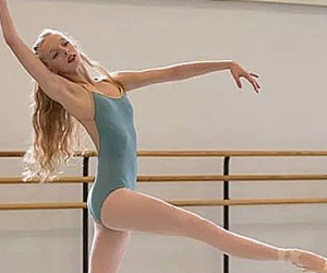 Vũ công ballet tan vỡ tình yêu vì bạn trai đưa ảnh lên nhóm chat sex