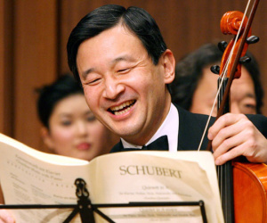 Chân dung Tân Nhật hoàng Naruhito - vị vua sẽ gắn bó với người dân Nhật Bản trong thời kỳ Reiwa đầy hứa hẹn