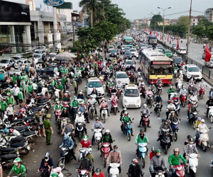 Hết 5 ngày nghỉ lễ, người dân cả nước tấp nập trở lại thành phố chuẩn bị cho những ngày làm việc tiếp theo