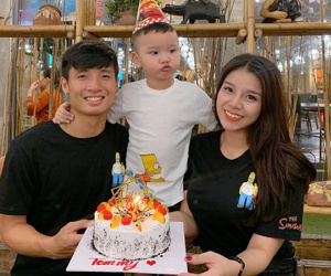 Tư Dũng dành cả kỳ nghỉ lễ đi du lịch, tình tứ bên người yêu