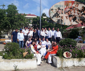Đỉnh cao của 'lớp nhà người ta' khiến nhiều bạn trẻ ngưỡng mộ: Ra trường 24 năm nhưng mỗi lần họp lớp đều không thiếu một ai