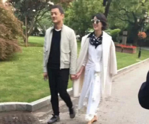 Sau 6 năm ly hôn Vương Phi, lần đầu tiên Lý Á Bằng công khai hẹn hò tình mới