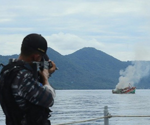 38 tàu đánh cá mang cờ Việt Nam sắp bị Indonesia bắn chìm