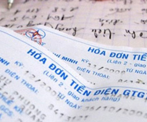 Phó tổng EVN: 'Giá điện sẽ tăng nếu... giải tán EVN'