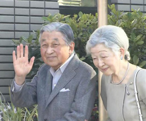 Cựu Nhật hoàng Akihito và vợ lần đầu xuất hiện sau khi thoái vị và đây là địa điểm bất ngờ mà cặp đôi lựa chọn khiến người hâm mộ phấn khích