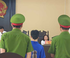 20 năm tù cho người độc thân nhiều lần dâm ô bé gái