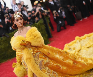 Câu chuyện đằng sau những bộ trang phục hoành tráng tại Met Gala