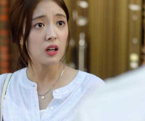 Chồng ngoại tình còn về xin vợ 200 triệu để bồi thường cho bồ nhí nuôi con, tôi đáp một lời khiến anh sáng mắt