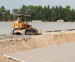 Đón nguồn điện vô tận: Giá rất cao, nỗi lo đáng sợ