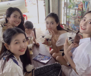 Nhìn những hình ảnh này, cư dân mạng đồn đoán Nhã Phương soán ngôi 'thần tiên tỉ tỉ' của HH Đặng Thu Thảo