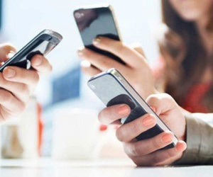 TP.HCM đề xuất đánh thuế tiêu thụ đặc biệt điện thoại di động: 'Không chấp nhận được'