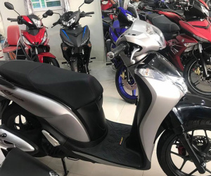 Xe máy ế ẩm như ô tô, giá giảm ồ ạt hàng triệu đồng