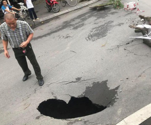 Hà Nội: Bất ngờ xuất hiện 'hố tử thần' ngay cạnh hầm Kim Liên