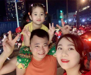 Nhân dịp kỷ niệm 4 năm ngày cưới, Tự Long ngọt ngào nhắn nhủ bà xã: 'Cảm ơn em và con đã đến bên anh...'