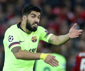 Suarez ví Barca phòng ngự như những đứa trẻ