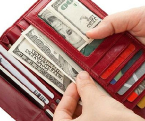 Tiện tay cất tiền kiểu này, nhà nghèo 'bền vững', của cải 'đội nón ra đi'