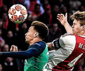 Video: Cú đá đưa Tottenham vào chung kết Champions League nhìn từ khán đài