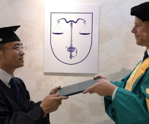 Bộ GDĐT nói gì về văn bằng của 'nhà báo quốc tế' Lê Hoàng Anh Tuấn?