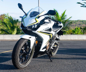 Cận cảnh Honda CBR500R 2019 vừa về đại lý, giá 187 triệu đồng