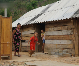 Bản làng nơi những ông trùm ma túy gieo rắc 'cái chết trắng': Cha mẹ chết vì HIV, con trẻ mồ côi sống lay lắt từng ngày