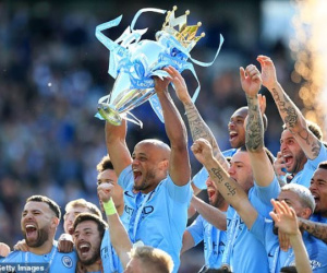 Gary Neville: 'Man City là đội bóng vĩ đại nhất trong lịch sử Ngoại hạng Anh'