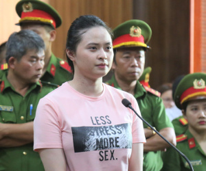 Hàng trăm người đến dự phiên xử Ngọc Miu, Văn Kính Dương