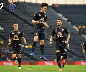 Lập siêu phẩm sút phạt, Xuân Trường lọt vào đội hình tiêu biểu Thai League