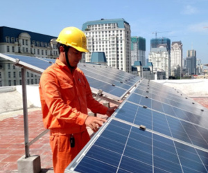 EVN Hà Nội triển khai mua điện mặt trời áp mái