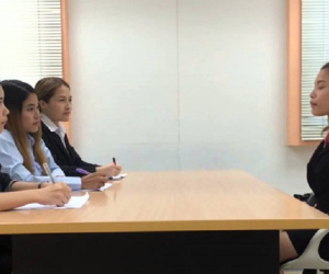 Nhắn tin xin việc mà hỏi: 'Ê, còn tuyển người không, cho xin một suất', ứng viên ngã cây bị ném đá không kịp vuốt mặt