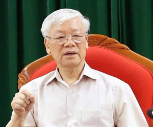 'Phải làm mạnh hơn nữa cuộc đấu tranh chống tham nhũng'