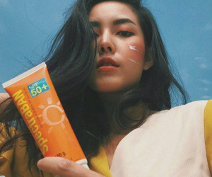 Để bảo toàn nhan sắc khi đi du lịch, bạn rút gọn đồ làm đẹp mang theo đến mấy cũng đừng quên những món sau