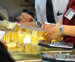 Giá vàng hôm nay 16/5: Vàng bứt phá bất chấp USD tăng vọt