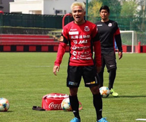 'Messi Thái' trở lại tập luyện, quyết đấu ĐT Việt Nam ở King's Cup