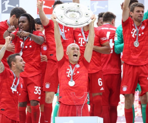 Bundesliga hạ màn: Robben và Ribery ghi bàn trong ngày chia tay, Bayern Munich đăng quang lần thứ 7 liên tiếp