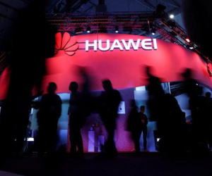 Google vừa 'chia tay' Huawei, có thể ngừng cung cấp Android mới