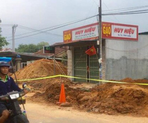Sập công trình đường ống thoát nước, nam công nhân bị đất vùi lấp tử vong