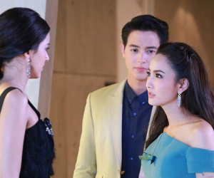 Tình cũ của chồng lớn tiếng: 'Tôi với anh ấy là đẹp đôi nhất', nhưng vừa nghe vợ nói 1 câu cô ả xách túi bước đi không ngoái lại