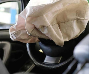 Túi khí trên ôtô và những con số có thể bạn chưa biết