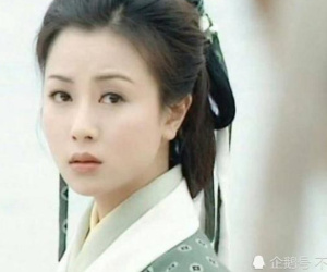 Mỹ nhân 'Lộc Đỉnh ký' trầm cảm, yêu đồng tính và cô đơn ở tuổi 50