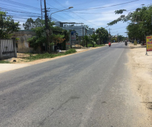 Truy tìm ô tô tông người mẹ và 2 con nhỏ thương vong rồi bỏ chạy