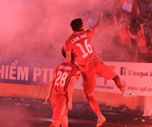 Vòng 11 V.League 2019: Tướng mới xuất trận, Hàng Đẫy lại đối mặt với hiểm họa pháo sáng
