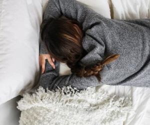 Sau bao cay đăng, cứ tưởng sắp được làm đám cưới thì ngờ đâu mẹ người yêu lại nhất quyết tuyệt thực để phản đối cuộc hôn nhân này